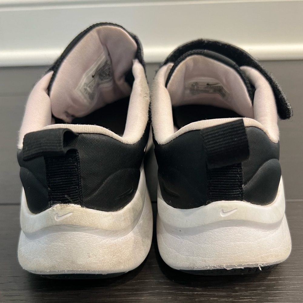 Nike Star Runner 3 Sneakers - 2.5Y - Picture 5 of 10